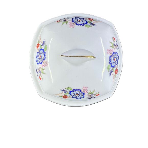Royal Tara Tara Hall Fine Bone China Keepsake Trinket Box - Picture 2 of 9